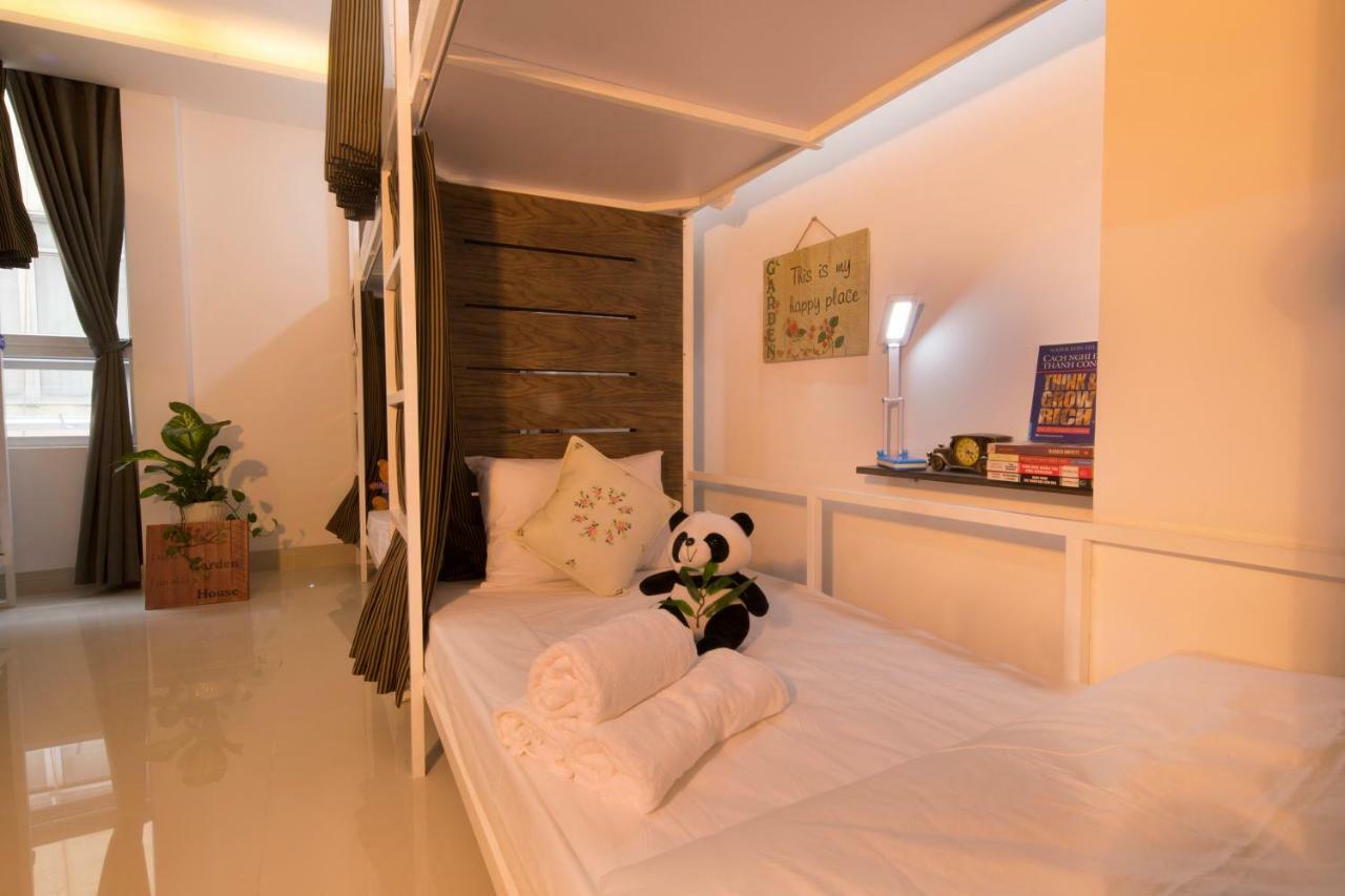 Full House Homestay Ho-Chi-Minh-Stadt Exterior foto